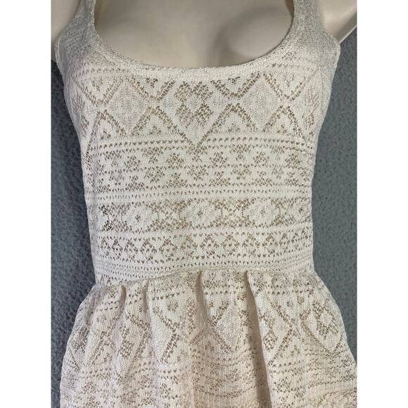 Kirra Women’s XS White Crochet Summer Dress Sleeveless Short Beach Boho Style - Picture 6 of 10